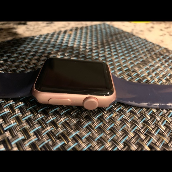SOLD*** Apple Watch. Series 1/42mm- EUC - Picture 8 of 9